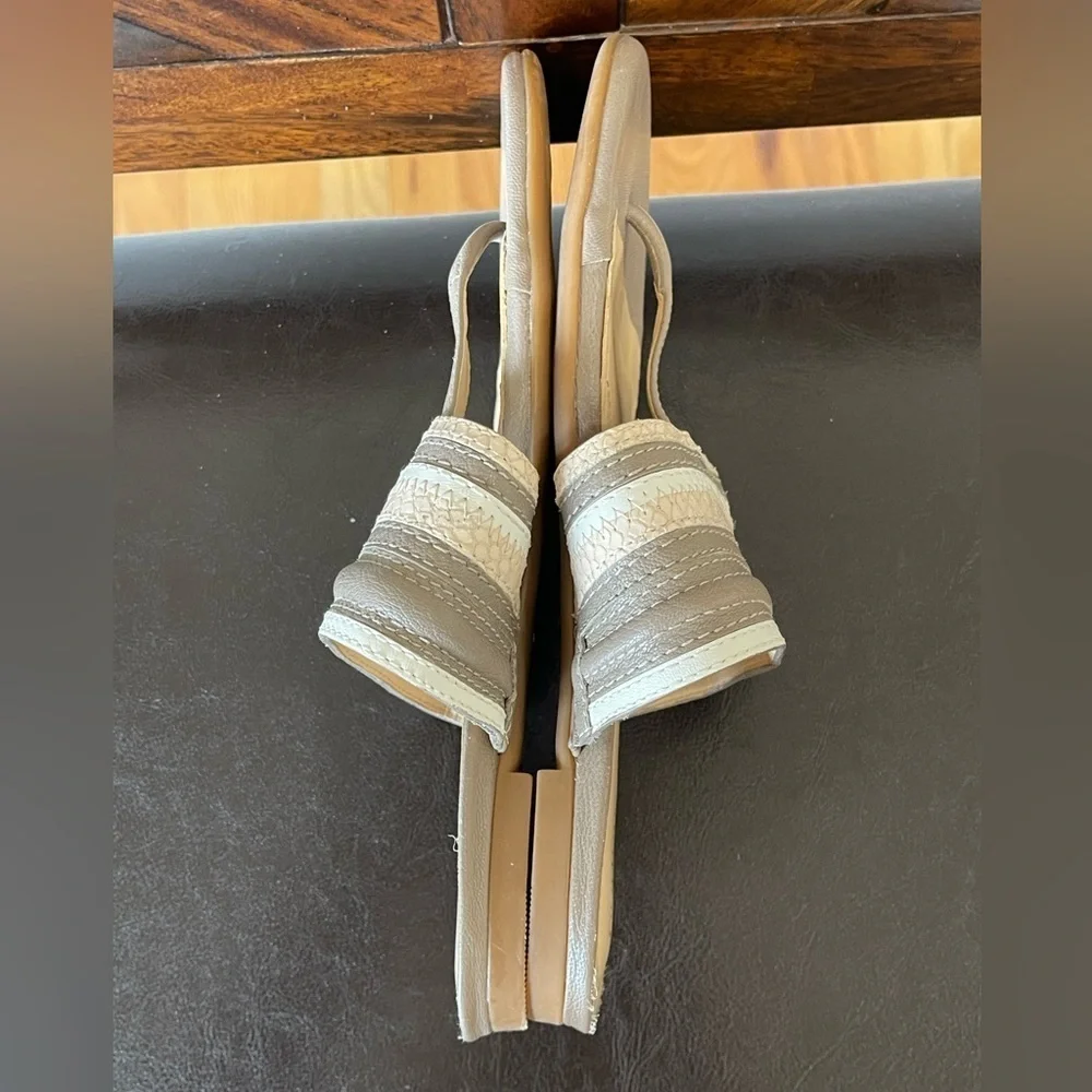 Nurture women's size 8 leather sandals neutral summer office casual slide on